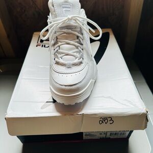 Fila Disruptor 2 Premium all white sneakers